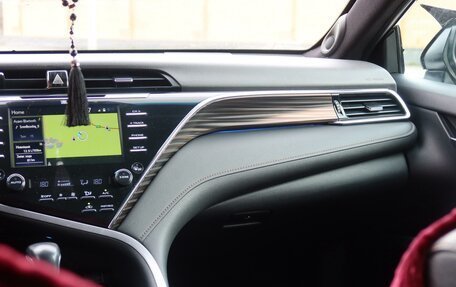 Toyota Camry, 2020 год, 2 250 000 рублей, 16 фотография