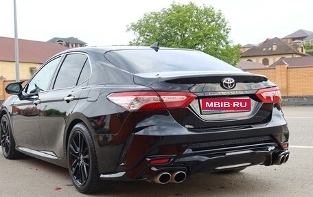 Toyota Camry, 2020 год, 2 250 000 рублей, 7 фотография