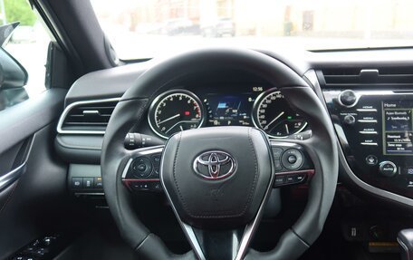 Toyota Camry, 2020 год, 2 250 000 рублей, 17 фотография