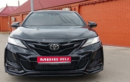 Toyota Camry, 2020 год, 2 250 000 рублей, 15 фотография