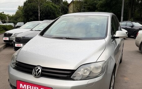 Volkswagen Golf Plus II, 2010 год, 740 000 рублей, 2 фотография