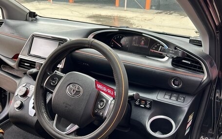 Toyota Sienta II, 2017 год, 1 300 000 рублей, 10 фотография