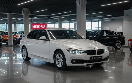 BMW 3 серия, 2017 год, 1 980 000 рублей, 2 фотография