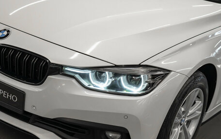 BMW 3 серия, 2017 год, 1 980 000 рублей, 19 фотография