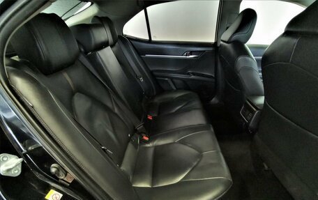 Toyota Camry, 2018 год, 2 835 000 рублей, 15 фотография