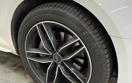 Audi A4, 2019 год, 2 350 000 рублей, 4 фотография