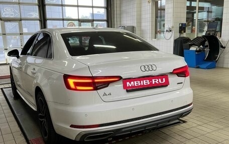 Audi A4, 2019 год, 2 350 000 рублей, 6 фотография