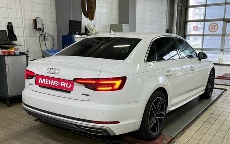 Audi A4, 2019 год, 2 350 000 рублей, 3 фотография