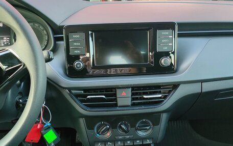 Volkswagen Polo VI (EU Market), 2021 год, 1 450 000 рублей, 9 фотография