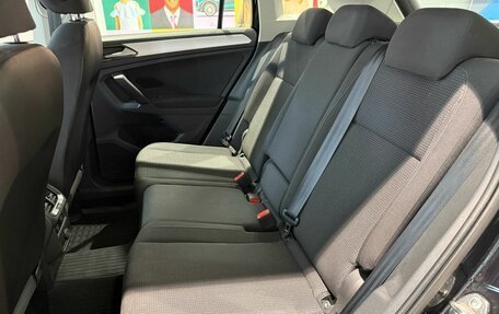 Volkswagen Tiguan II, 2017 год, 1 980 000 рублей, 13 фотография