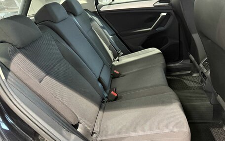 Volkswagen Tiguan II, 2017 год, 1 980 000 рублей, 15 фотография