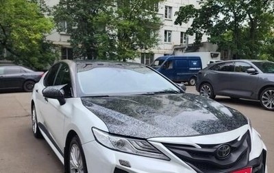 Toyota Camry, 2021 год, 2 550 000 рублей, 1 фотография