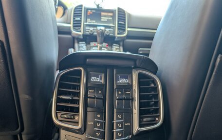 Porsche Cayenne III, 2011 год, 1 880 000 рублей, 9 фотография