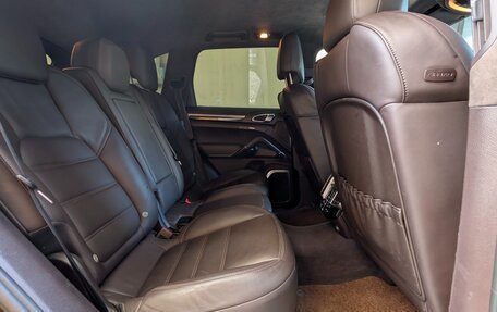 Porsche Cayenne III, 2011 год, 1 880 000 рублей, 12 фотография