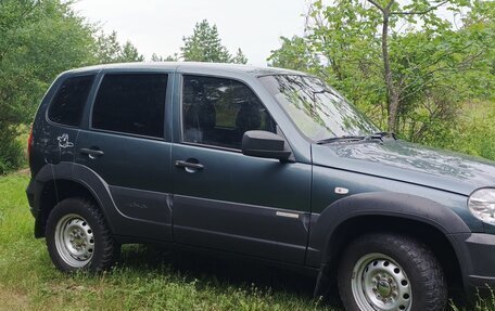 Chevrolet Niva I рестайлинг, 2012 год, 470 000 рублей, 2 фотография