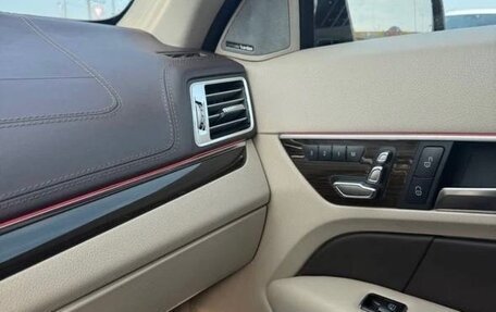 Mercedes-Benz E-Класс, 2013 год, 2 000 000 рублей, 8 фотография