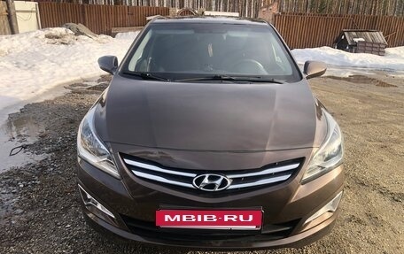 Hyundai Solaris II рестайлинг, 2016 год, 880 000 рублей, 3 фотография