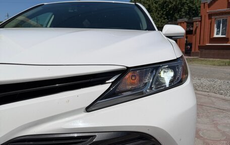 Toyota Camry, 2019 год, 1 620 000 рублей, 4 фотография