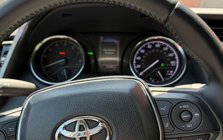 Toyota Camry, 2019 год, 1 620 000 рублей, 10 фотография