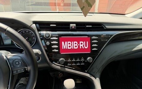 Toyota Camry, 2019 год, 1 620 000 рублей, 9 фотография