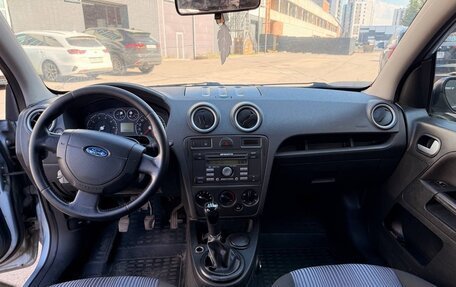 Ford Fusion I, 2009 год, 240 000 рублей, 11 фотография