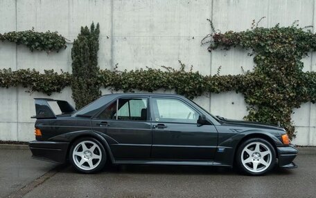 Mercedes-Benz 190 (W201), 1992 год, 40 700 000 рублей, 5 фотография
