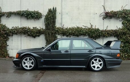 Mercedes-Benz 190 (W201), 1992 год, 40 700 000 рублей, 4 фотография