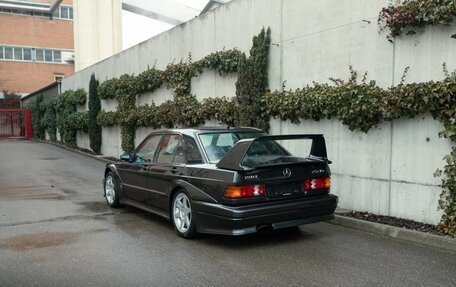Mercedes-Benz 190 (W201), 1992 год, 40 700 000 рублей, 10 фотография