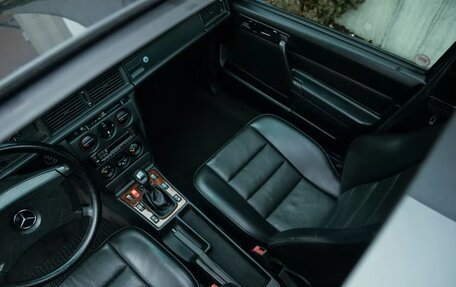Mercedes-Benz 190 (W201), 1992 год, 40 700 000 рублей, 19 фотография