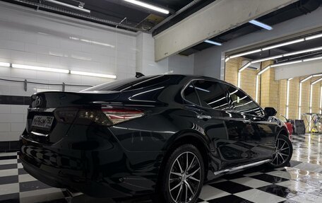 Toyota Camry, 2023 год, 3 450 000 рублей, 4 фотография