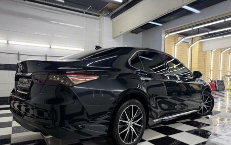Toyota Camry, 2023 год, 3 450 000 рублей, 5 фотография