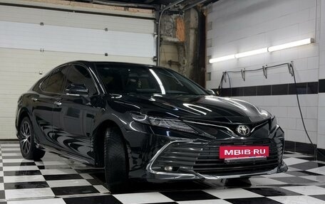 Toyota Camry, 2023 год, 3 450 000 рублей, 3 фотография