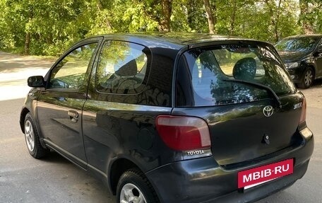 Toyota Yaris I рестайлинг, 2000 год, 149 000 рублей, 3 фотография