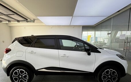 Renault Kaptur I рестайлинг, 2021 год, 1 800 000 рублей, 5 фотография