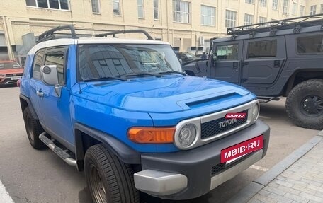 Toyota FJ Cruiser, 2006 год, 3 250 000 рублей, 2 фотография