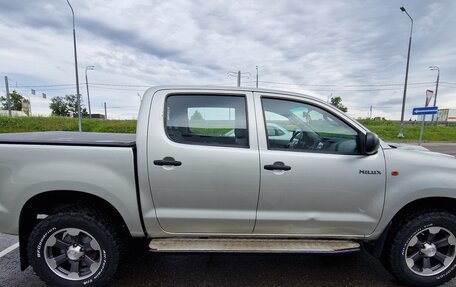 Toyota Hilux VII, 2013 год, 1 940 000 рублей, 5 фотография