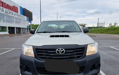 Toyota Hilux VII, 2013 год, 1 940 000 рублей, 3 фотография