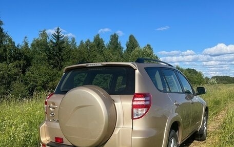 Toyota RAV4, 2010 год, 2 000 000 рублей, 5 фотография