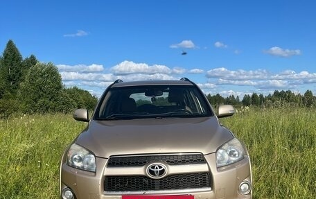 Toyota RAV4, 2010 год, 2 000 000 рублей, 2 фотография