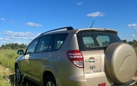 Toyota RAV4, 2010 год, 2 000 000 рублей, 4 фотография