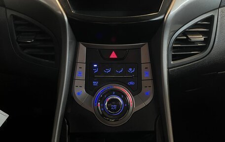Hyundai Elantra V, 2012 год, 600 000 рублей, 15 фотография