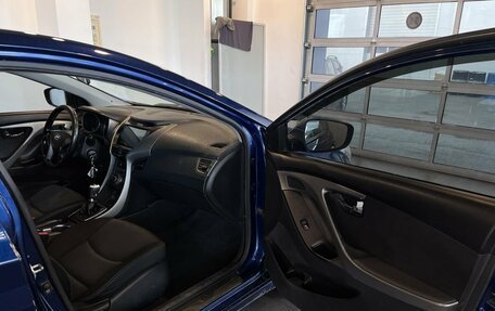 Hyundai Elantra V, 2012 год, 600 000 рублей, 27 фотография