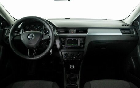 Skoda Rapid I, 2017 год, 1 128 000 рублей, 7 фотография