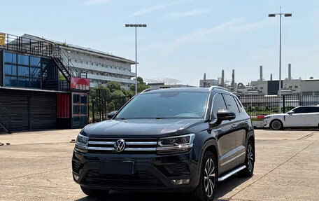 Volkswagen Tharu, 2022 год, 1 400 000 рублей, 1 фотография