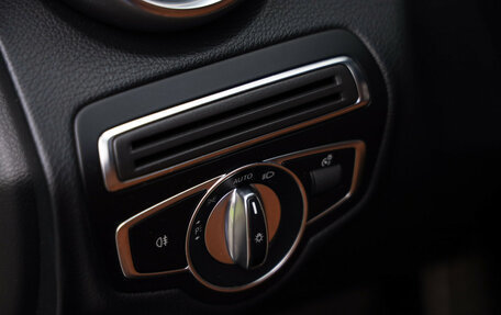 Mercedes-Benz C-Класс, 2018 год, 2 389 000 рублей, 23 фотография