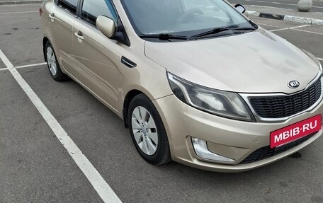 KIA Rio III рестайлинг, 2013 год, 680 000 рублей, 3 фотография
