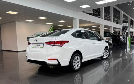 Hyundai Solaris II рестайлинг, 2018 год, 895 000 рублей, 2 фотография