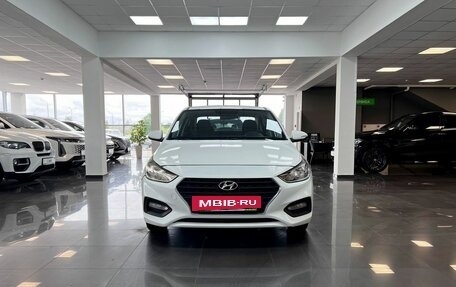 Hyundai Solaris II рестайлинг, 2018 год, 895 000 рублей, 3 фотография