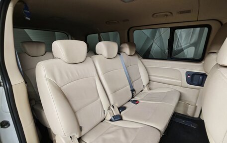 Hyundai H-1 II рестайлинг, 2018 год, 3 830 000 рублей, 15 фотография