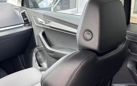 Skoda Karoq I, 2021 год, 2 320 000 рублей, 17 фотография